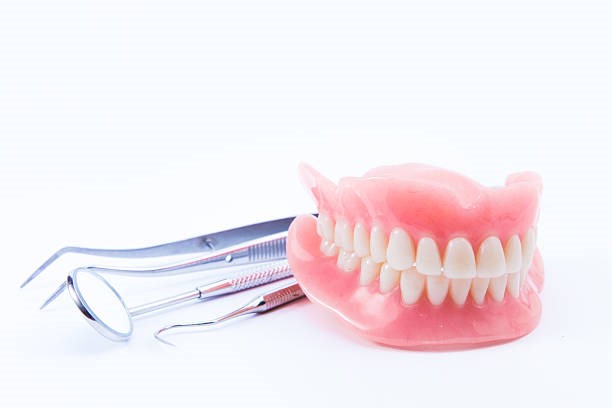 Living With Dentures Inglewood CA 90305